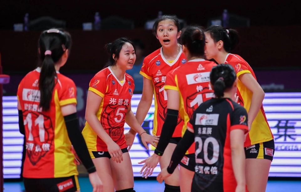 想要夺冠很, bt 想要夺冠很, bt