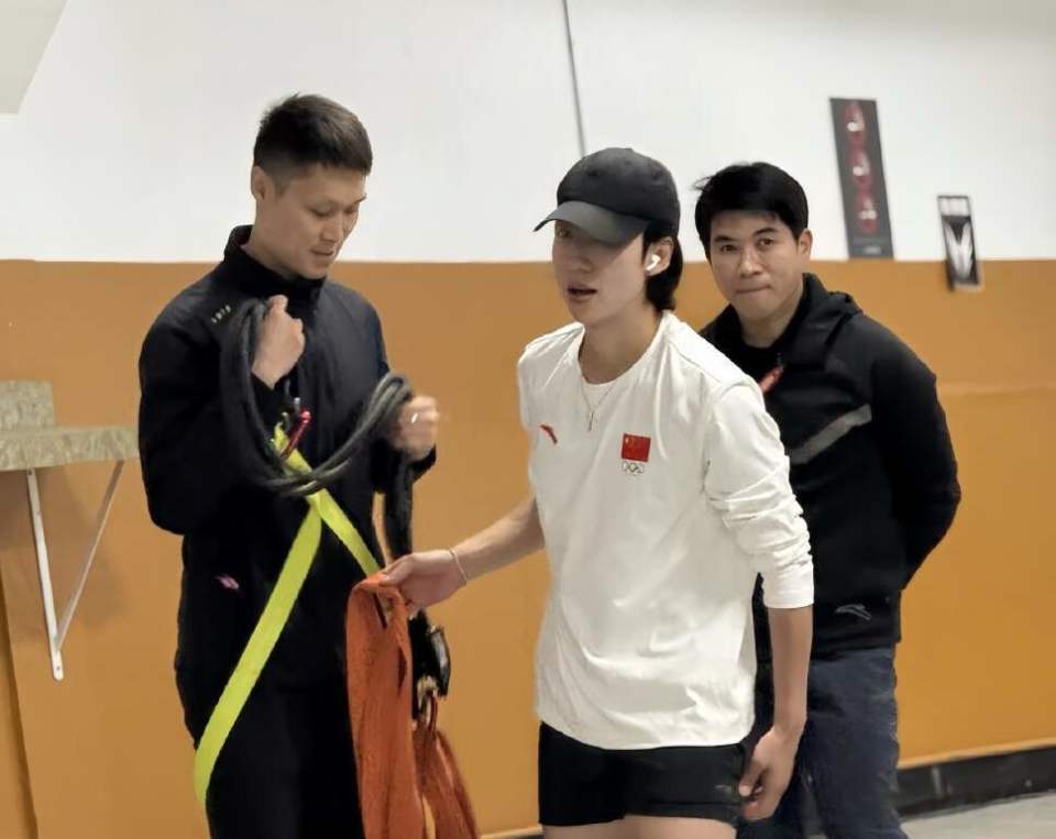 Sy, 老对手韩国, 由张楚桐